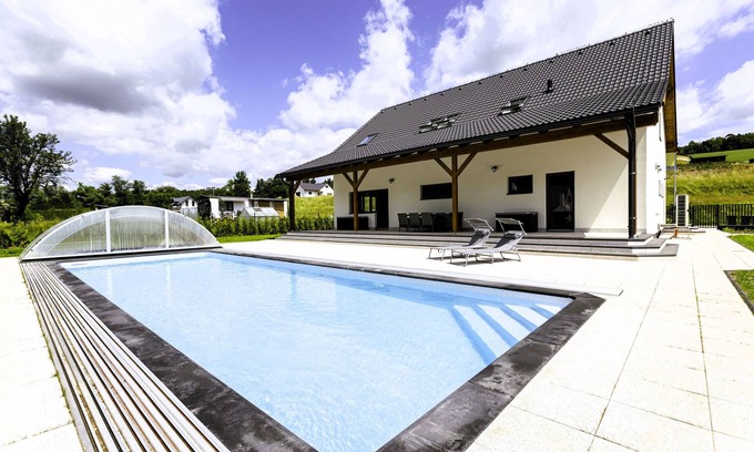 Prosecne Villa | Prosence KPA250