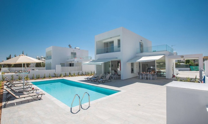 Protaras Villa | Protaras Greco Villa CCV1 - a villa that sleeps 10 guests in 5 bedrooms