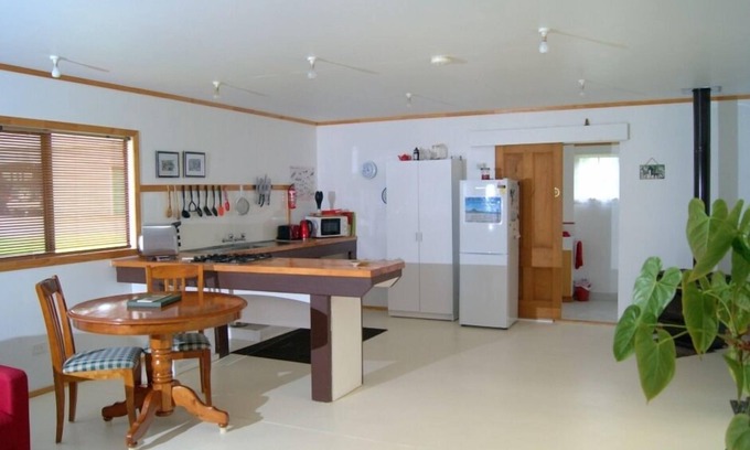 Houhora House | Protea Park Cottage - Cosy, warm and ever so quiet