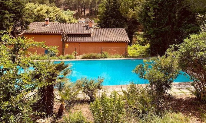 Pegomas House | Provencal farmhouse with large swimming pool and garden 20 mins from Cannes