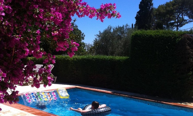 Mougins House | Provencal Mougins Village House with Garden and Pool