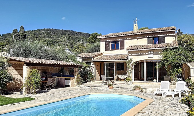 Le Tignet Villa | Provencal villa with private pool
