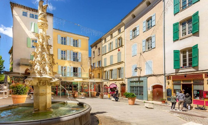 Forcalquier Apartment | Provence Au Coeur Appart Hotels