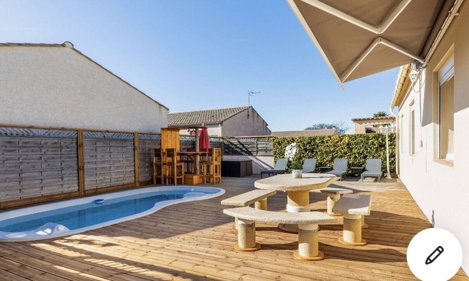 Montady Villa | Providence 8 pers private Jacuzzi, private pool, 15 minutes from the sea