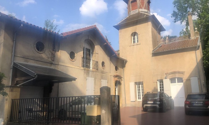 Jouy-aux-Arches Apartment | Prox. Metz - Apartment 110m2 ds House Xviii - All Amenities, Access A31