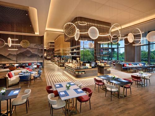 Ngo Quyen Hotel | Pullman Hai Phong Grand Hotel