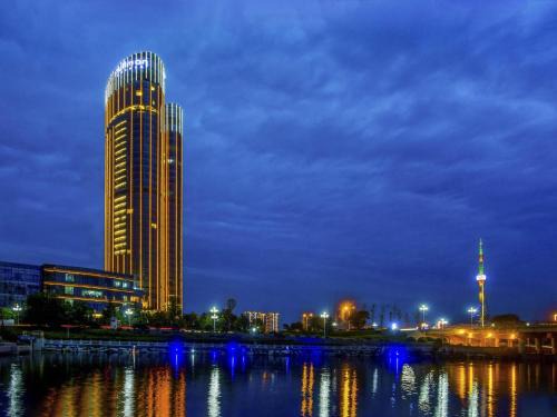 Lanshan District Hotel | Pullman Linyi Lushang