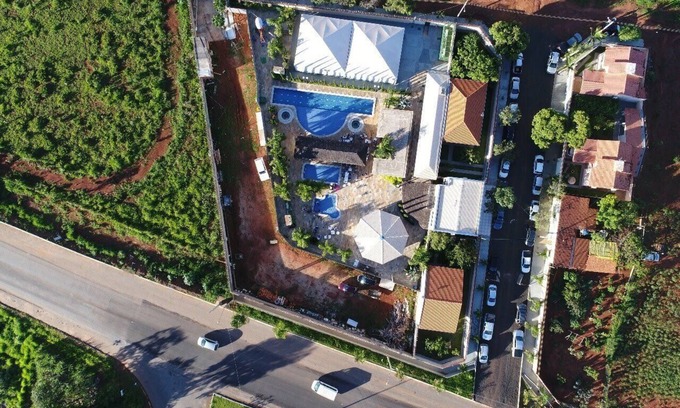 Setor Lagoa Quente House | PUNTA CALDAS > CASA 1 > R$686/CASA/NOITE > ACOMODA ATÉ 10