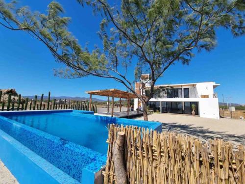 Salina Cruz Apartment | Punta Conejo Casa Cielo frente a la playa