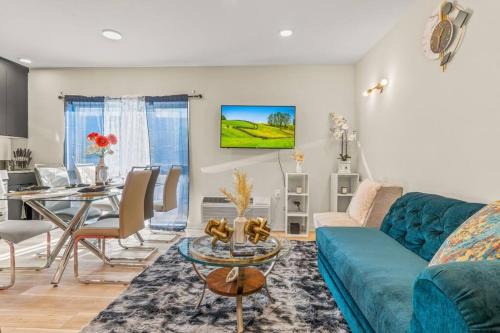 North Philadelphia East Apartment | Pure Relaxation-Luxury/Roof Top*