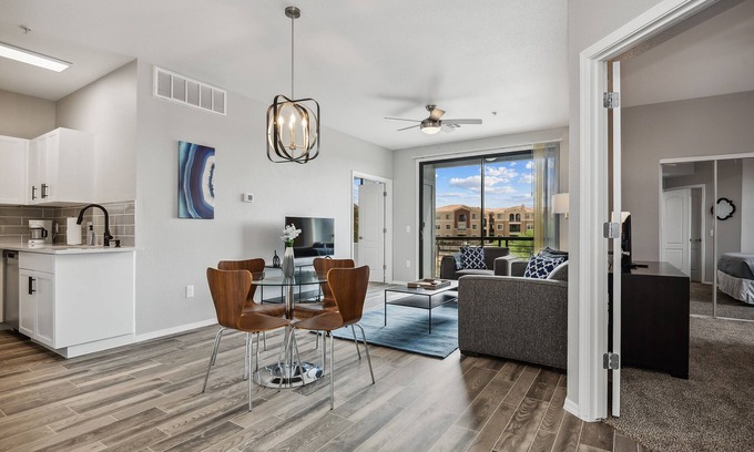 Desert View Village Apartment | Pure Suites Phoenix 2 Bed Gym Pool Cabana 2