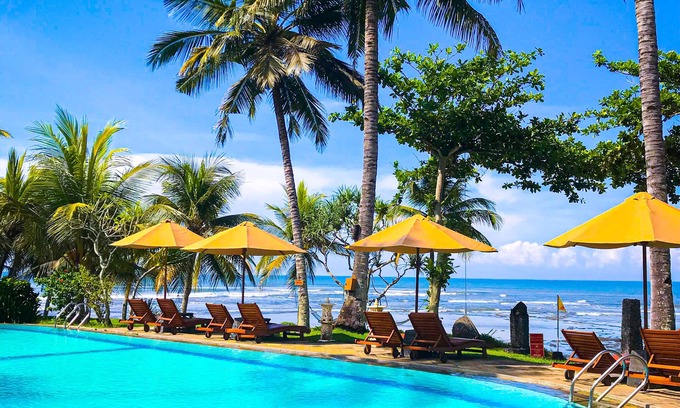 Pekutatan Resort | Puri Dajuma Beach Eco-Resort & Spa