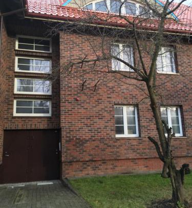 Juodkrante Apartment | Purple Amber