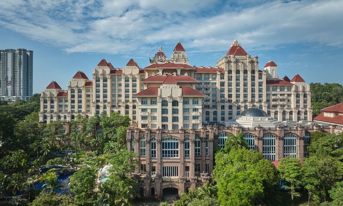 Putrajaya Hotel | Putrajaya Marriott Hotel