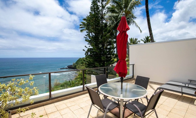 Princeville Condo | Puu Poa #414 - stunning ocean bluff views
