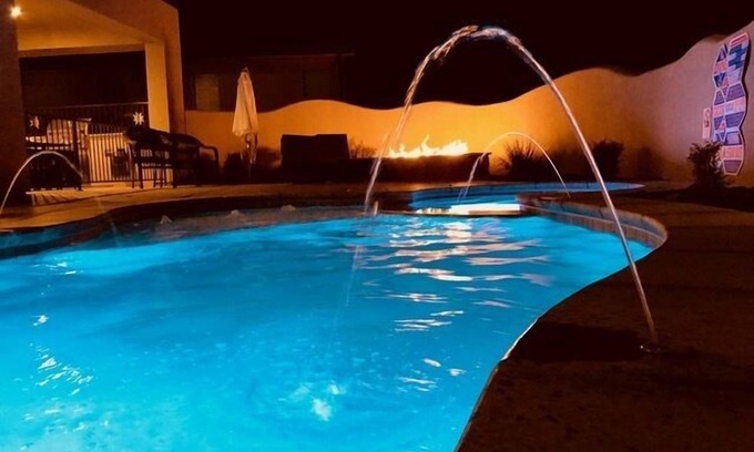 Santa Clara House | PV 18 - "Paradise Poolhouse" Sleeps 28+ Private HEATED Pool Theater Room