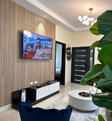 Summerfield House | Pyramid Diamond