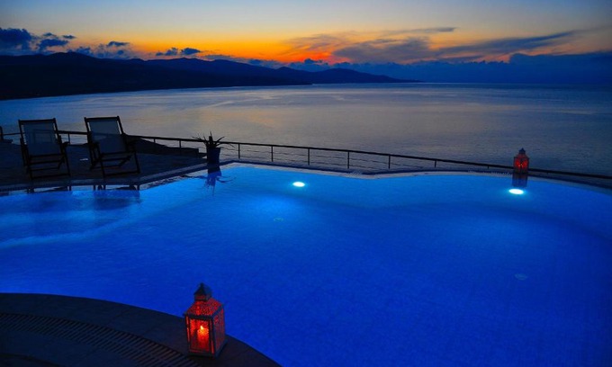 Alikanas Apartment | Pyrgos Zante Suites