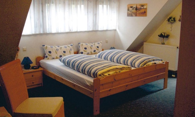 Ettenheim Apartment | Quadruple Room with Shower and Toilet - Gästehaus Waldblick