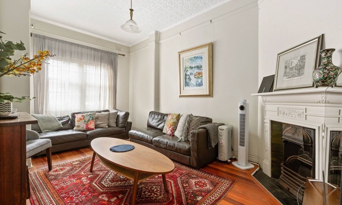Millers Point House | Quaint 3-Bed Heritage Home in the Heart of Sydney