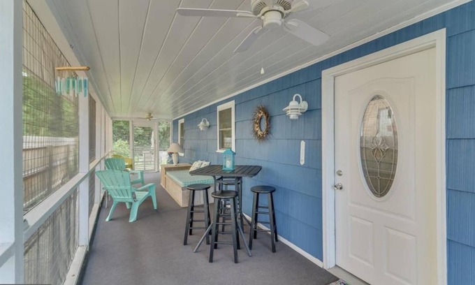 Rehoboth by the Sea Cottage | Quaint Beach Block Cottage, 100 steps to the beach