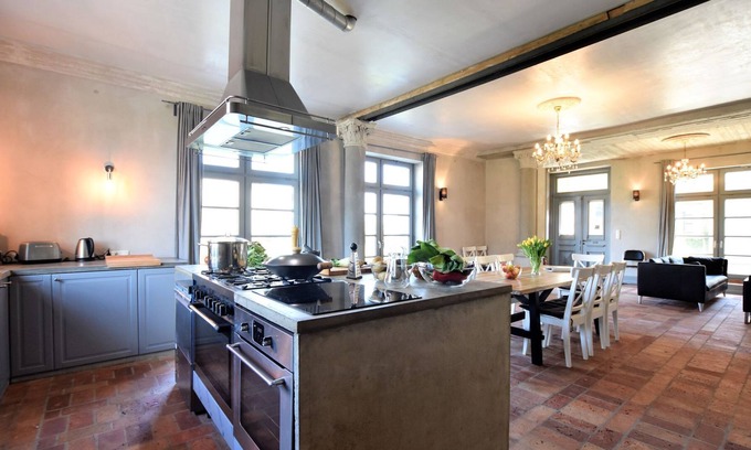 Kroepelin Apartment | Quaint Holiday Home in Detershagen with Private Terrace