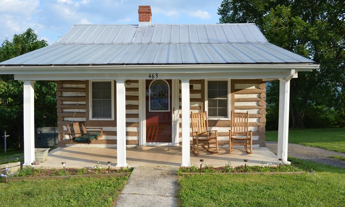 Buchanan Cabin | Quaint Historic Log Cabin Overlooking The James River.