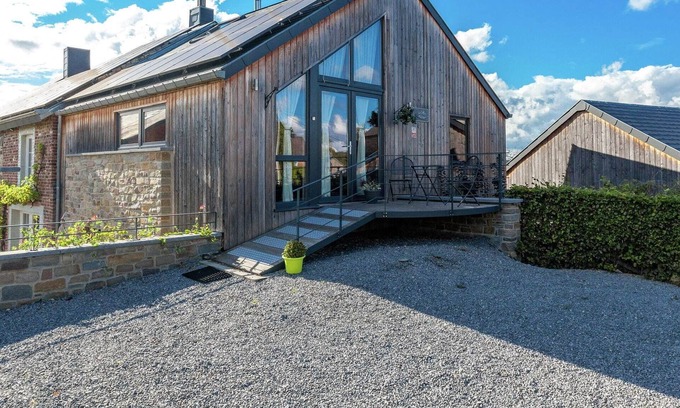 Marcouray House | Quaint Holiday Home in La Roche-en-Ardenne with Garden