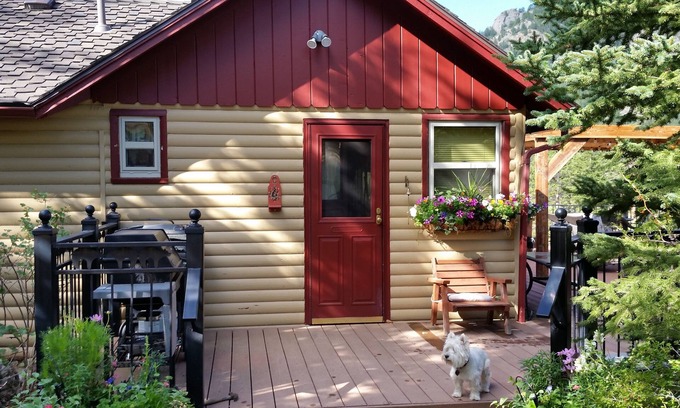Estes Park Cabin | Quaint Mountain Cabin with Amazing Views- Approval # 20-NCC0050