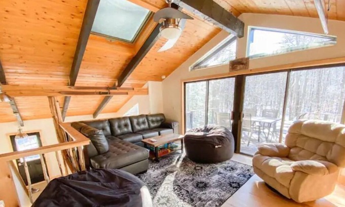 Bartlett Ski Chalet | Quaint Mountain Chalet: Saco Beach + Hiking Access, Minutes to North Conway