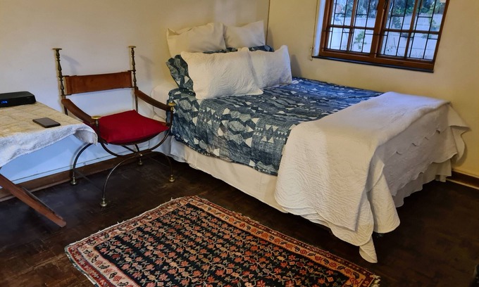 Greater Johannesburg Metropolitan Area Cottage | Quaint Quiet Cottage in Johannesburg
