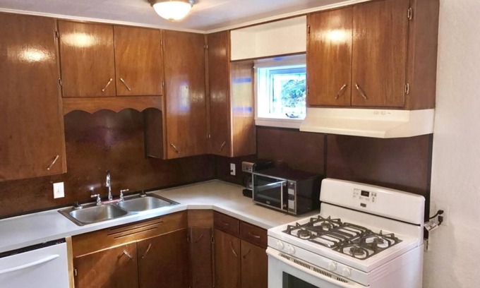 Nikiski Apartment | "Quality Alternative to Status Quo"