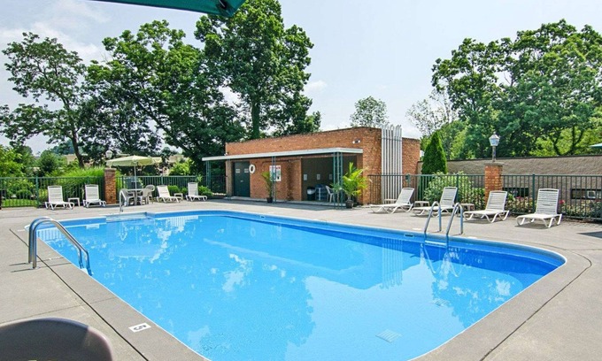 Lewisburg Hotel | Quality Inn Lewisburg