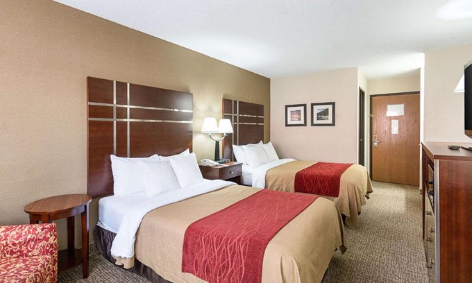 Parkersburg Hotel | Quality Inn Parkersburg North-Vienna