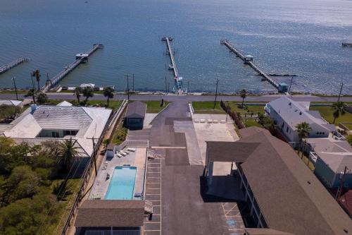 Fulton Hotel | Quality Inn Rockport on Aransas Bay
