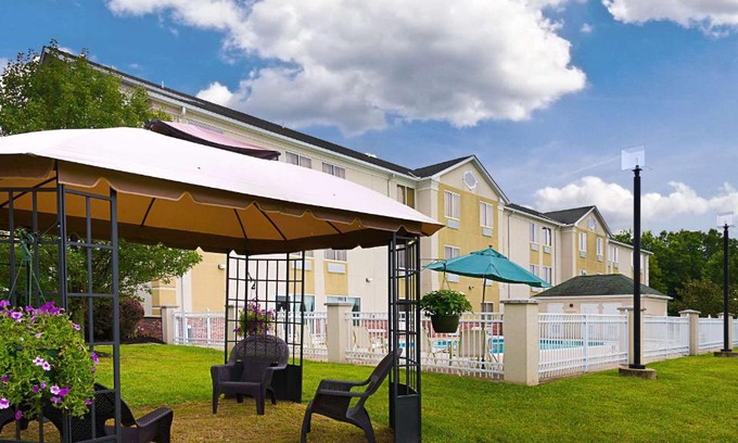 Potomac Hotel | Quality Inn Spring Mills - Martinsburg North