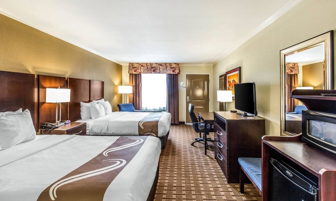 Abilene Hotel | Quality Inn & Suites Abilene North