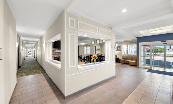 Big Spring Hotel | Quality Inn & Suites Big Spring