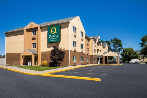 Bozeman Hotel | Quality Inn & Suites Bozeman