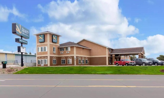 McCook Hotel | Quality Inn & Suites