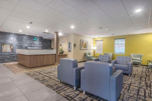 Windsor Hotel | Quality Inn & Suites Windsor - Downtown