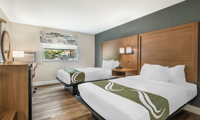 Greenbrier West Hotel | Quality Inn