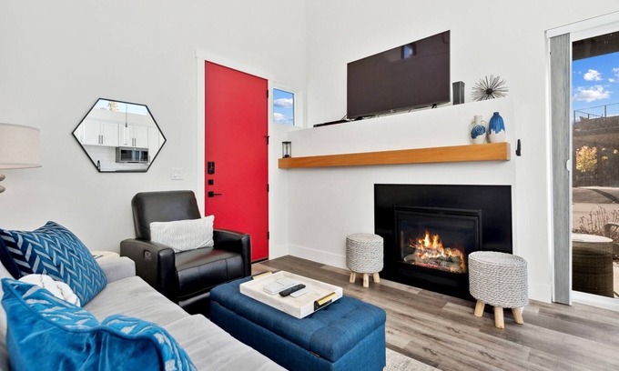 Whitefish House | Quarry A17 - Stunning Quarry Unit! Sleeps 6! Communal Pool, Hot Tub, Gym & More!