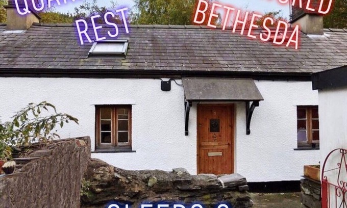 Bethesda Cottage | Quarryman's Rest Nr Zip World - A cosy cottage for 3