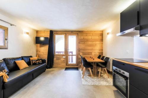 Les Avanchers-Valmorel Apartment | Quartier Crève Cœur - maeva Home - Appartement skis aux pieds 2 pièces 6 personnes + coin cabine - Prestige - Super Home MAE-0476