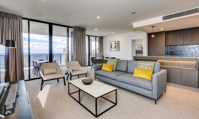 Broadbeach Apartment | Qube Broadbeach
