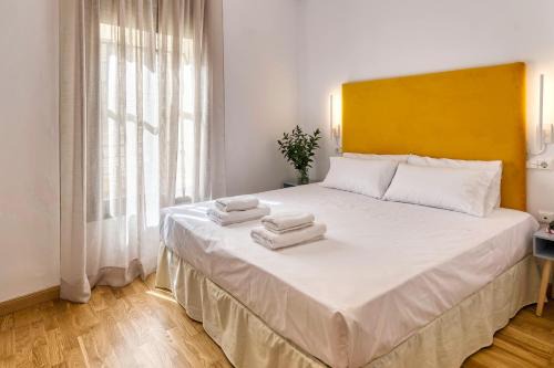 Distrito Centro-Casco-Antiguo Apartment | Que Bueno Que Viniste Cáceres