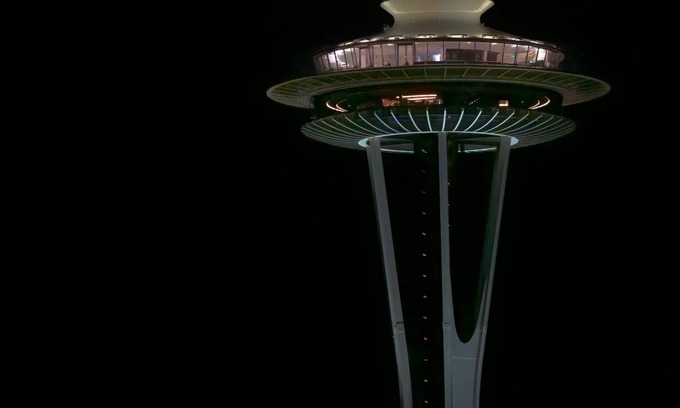 Lower Queen Anne House | Queen Anne Design Loft with Space Needle View, 8days max.