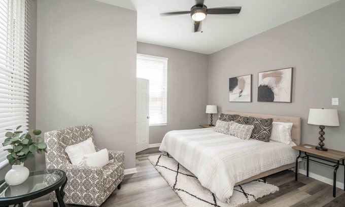 Roselawn Finance House | Queen City Grand House