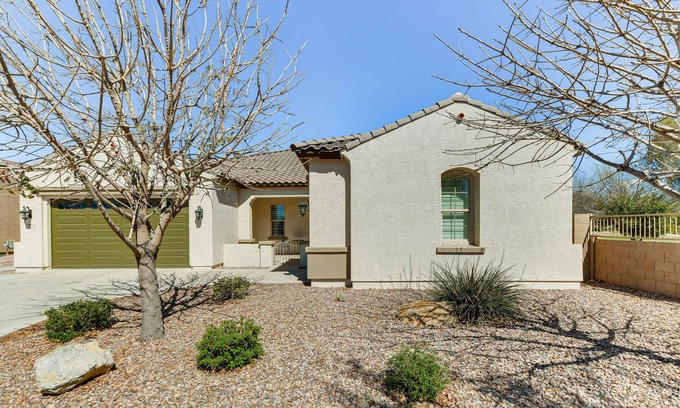 Hastings Farms House | Queen Creek Vacation Rental w/Private Hot Tub!